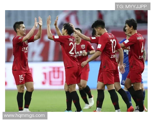 2019年亚冠精彩回放上海上港对阵全北现代的激烈较量与赛后分析