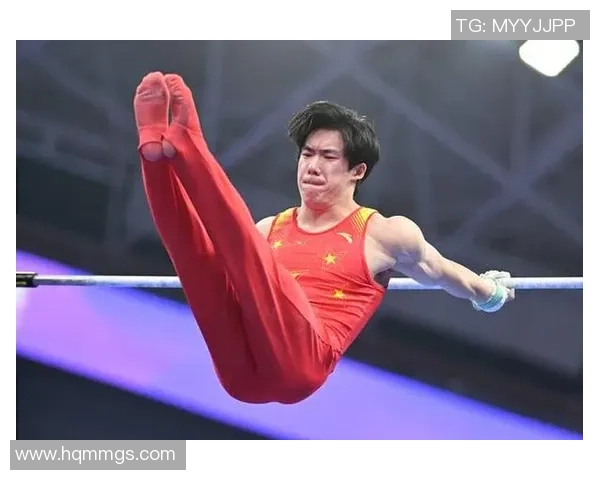 张博恒单杠失误瞬间一裁判拍手大笑遭质疑,官方回应:涉事裁判员停止竞赛执裁资历 张博恒单杠失误瞬间一裁判拍手大笑遭质疑,官方回应:涉事裁判员停止竞赛执裁资历